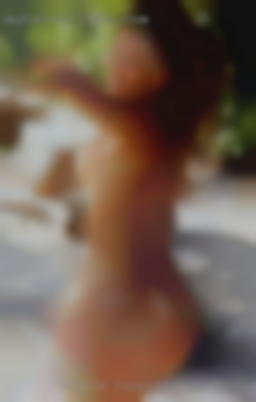 Couple couples has threesome swingers vacation near Uvalde.
