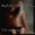 Threesome married swingers