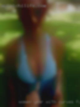 Women year with curves fucking!!!